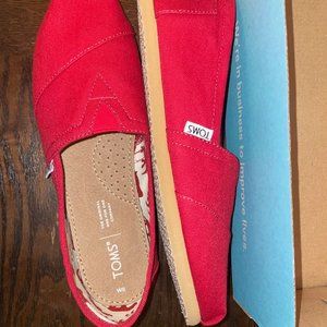 TOMS Womans slip on shoes